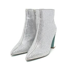 Betsey Johnson Colby Boots Silver Blok Heel 9M
